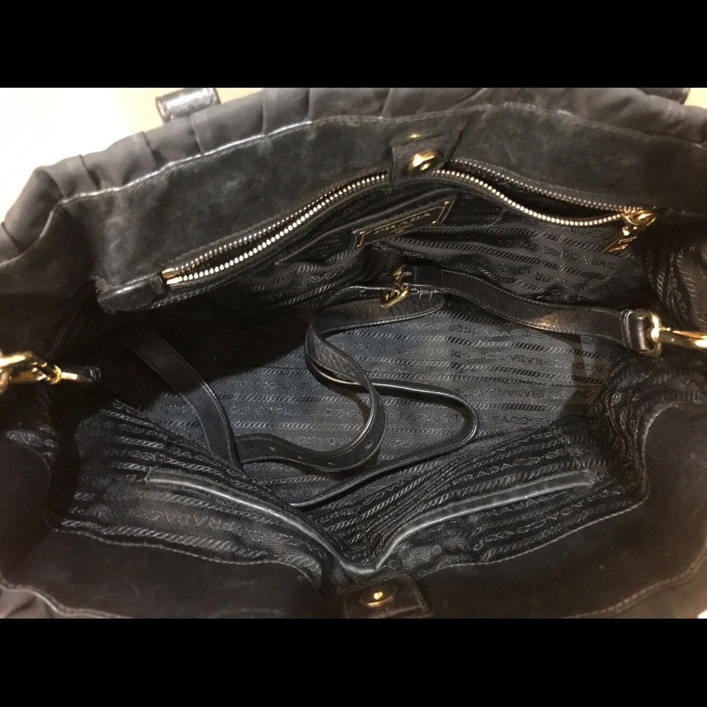 Prada Large Ruffled Bag - Picture 2 of 2